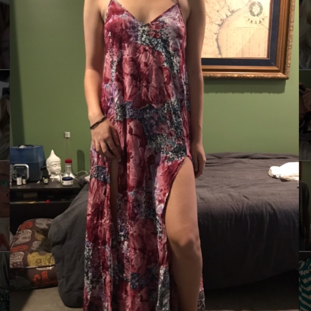 Flowy Maxi Dress 🌸